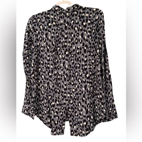 Alexander Jordan Long Sleeve Leopard Print Blouse. Size:Med Color:Animal Print - Picture 4 of 10